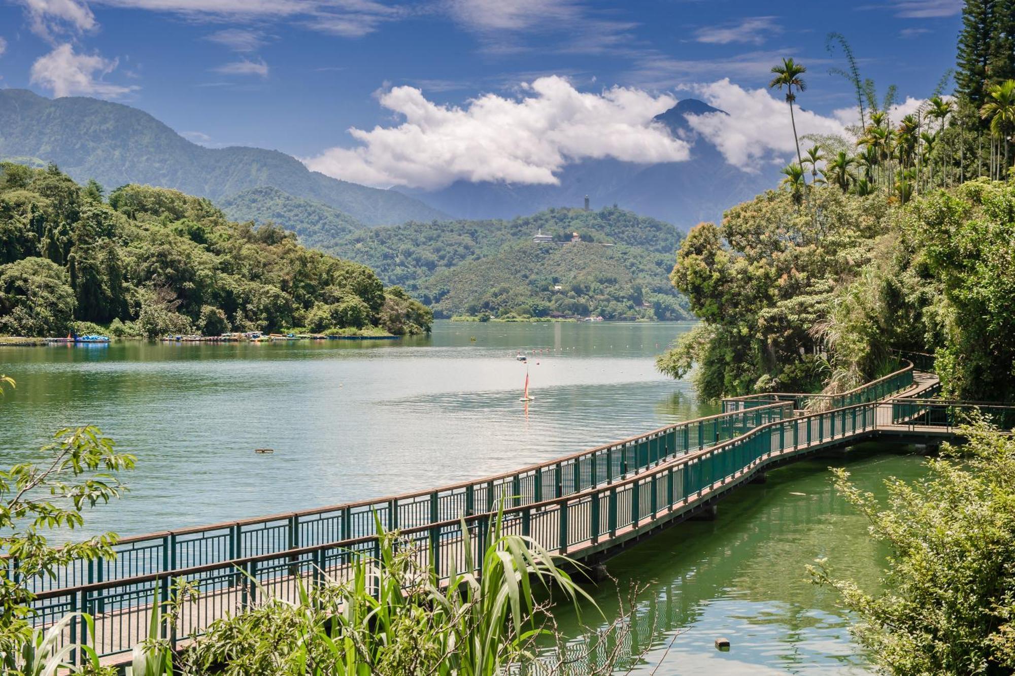 Bishui Shanju Lakeside B&B Yuchi Ngoại thất bức ảnh