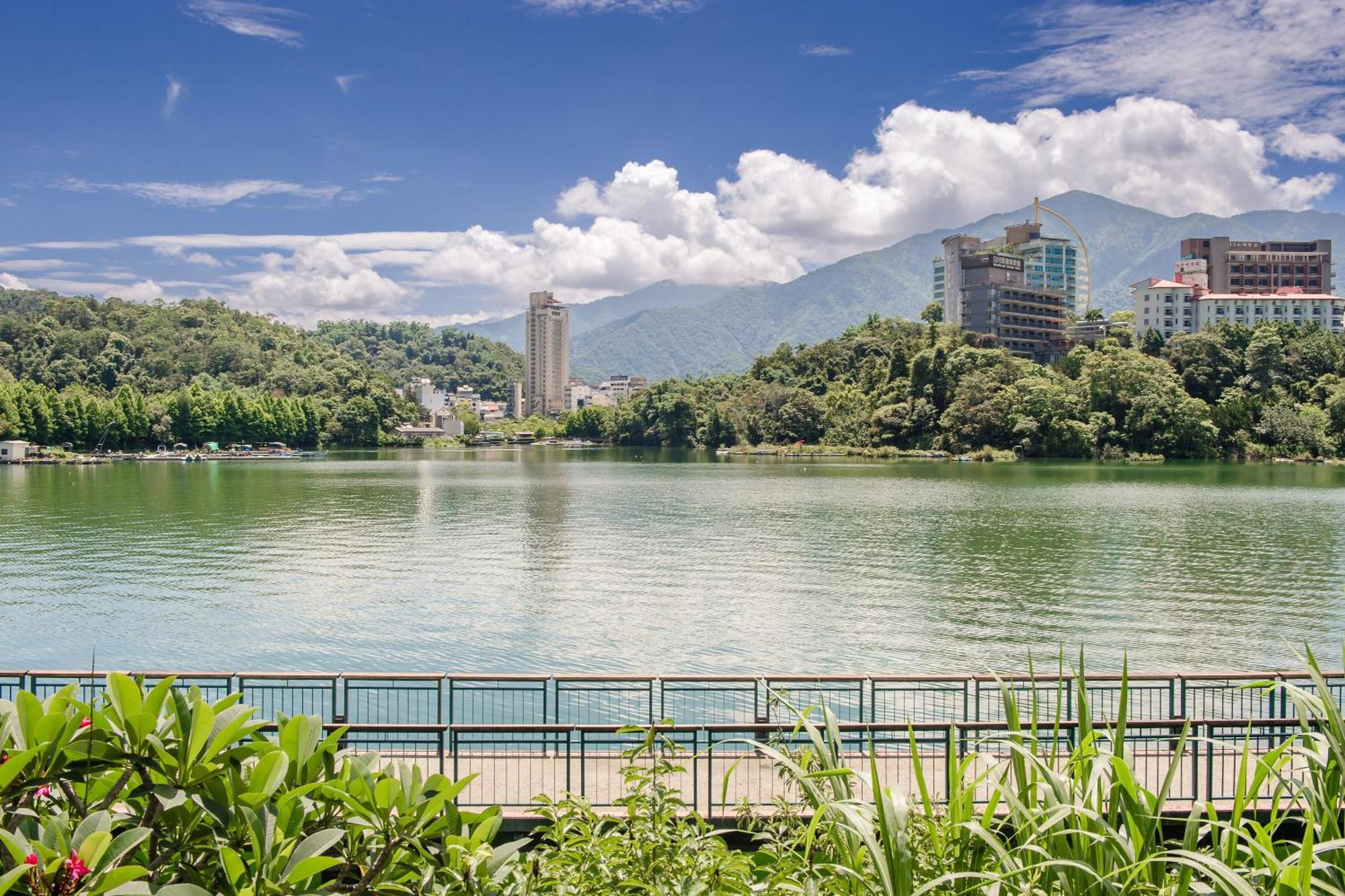 Bishui Shanju Lakeside B&B Yuchi Ngoại thất bức ảnh
