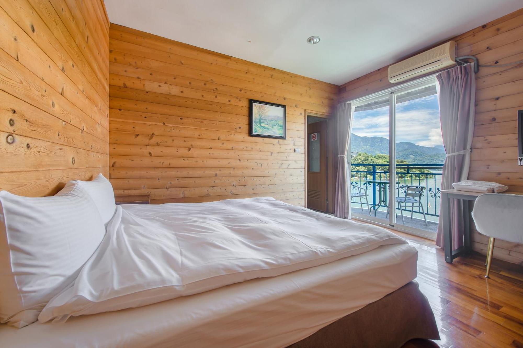 Bishui Shanju Lakeside B&B Yuchi Ngoại thất bức ảnh